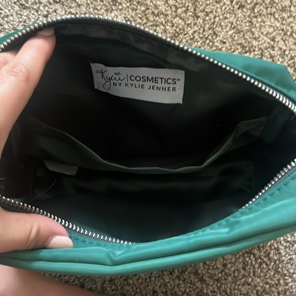 Kylie Cosmetics Make Up Bag - Picture 3 of 4